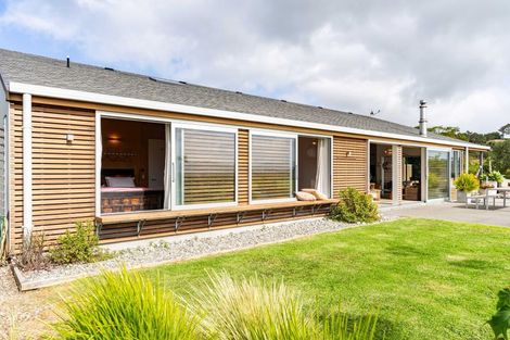 Photo of property in 15 Sandhill Heights, Mangawhai, 0975