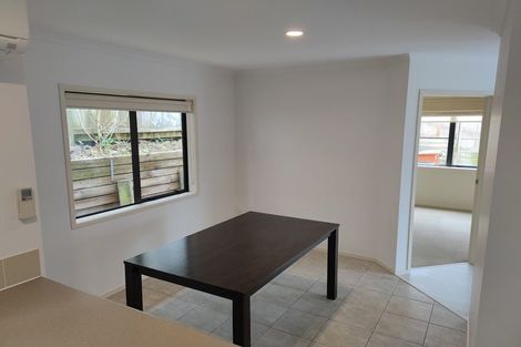 Photo of property in 3/20 The Avenue, Albany, Auckland, 0632