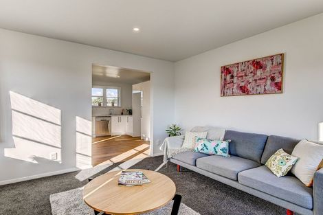 Photo of property in 33 Maher Place, Ranui, Porirua, 5024