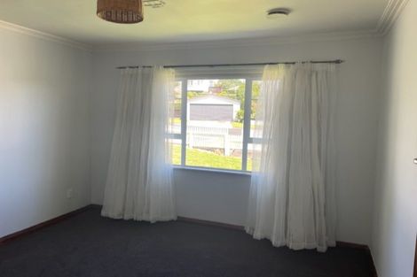Photo of property in 23 Queens Road, Glen Avon, New Plymouth, 4312