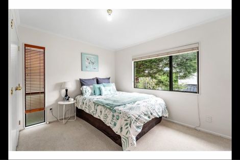 Photo of property in 2/5 Anne Road, Hillcrest, Auckland, 0627