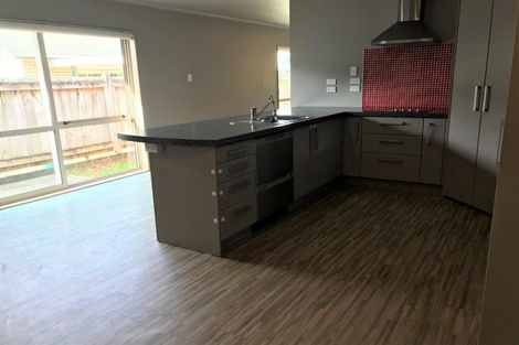 Photo of property in 26 Moulton Street, Moturoa, New Plymouth, 4310