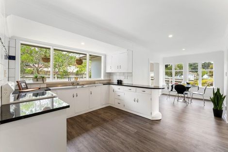 Photo of property in 4a Cleland Crescent, Naenae, Lower Hutt, 5011