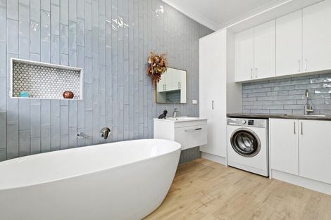 Photo of property in 7 Lawrence Street, Newtown, Wellington, 6021