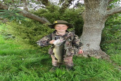 Photo of property in 1 Takapari Road, Pohangina, Ashhurst, 4884