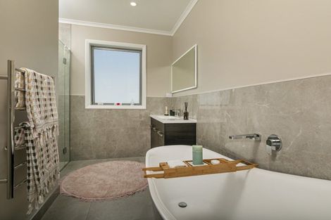 Photo of property in 12 Awatiro Drive, Kaukapakapa, 0871