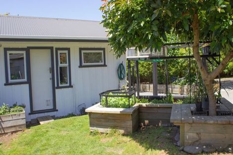 Photo of property in 84 Govett Avenue, Frankleigh Park, New Plymouth, 4310