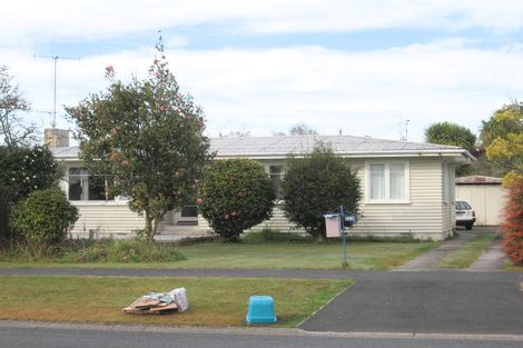 Photo of property in 26 Oxford Street, Fairfield, Hamilton, 3214