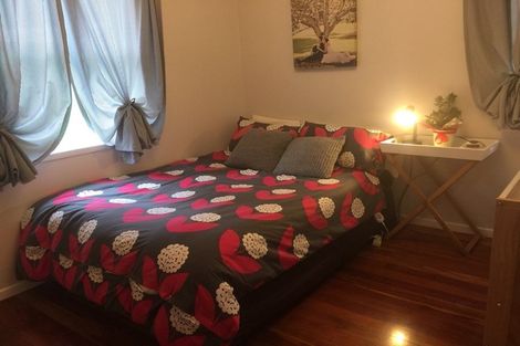 Photo of property in 13 Halswater Drive, Churton Park, Wellington, 6037