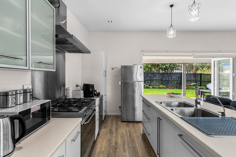 Photo of property in 4 Te Whai Street, Mangawhai Heads, Mangawhai, 0505