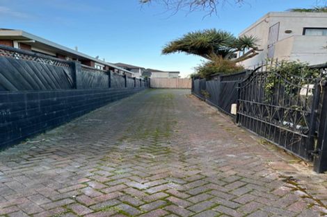 Photo of property in 1/14 Wilisa Rise, Goodwood Heights, Auckland, 2105