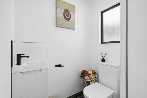 Photo of property in 3 Pilot Lane, Whitby, Porirua, 5024