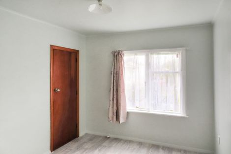 Photo of property in 9 Eldon Grove, Taita, Lower Hutt, 5019