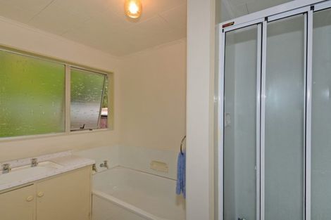 Photo of property in 15 Gillespies Road, Birchville, Upper Hutt, 5018