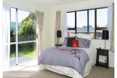 Photo of property in 20 Forglen Place, Tawa, Wellington, 5028