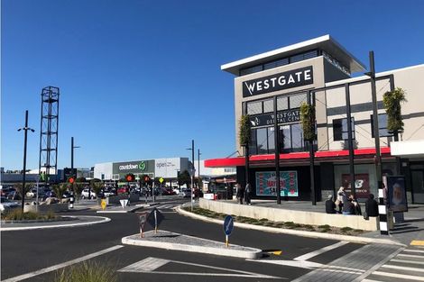 Photo of property in 5a Baumea Rise, Massey, Auckland, 0614