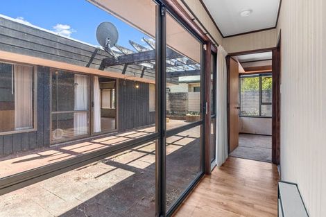 Photo of property in 19 Karaka Street, Takapuna, Auckland, 0622