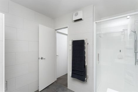 Photo of property in 6 Briarmont Street, Avondale, Christchurch, 8061