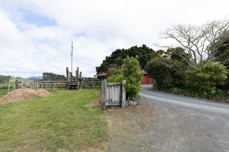 Photo of property in 18 Pataua Road North, Whareora, Whangarei, 0175