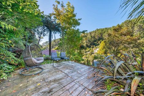 Photo of property in 114 Pinehaven Road, Pinehaven, Upper Hutt, 5019