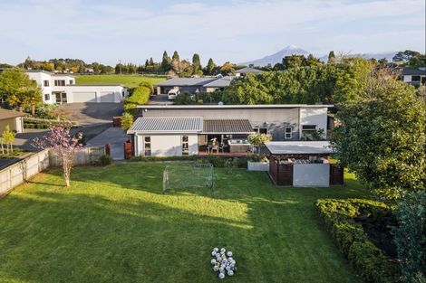 Photo of property in 23 Heta Road, Highlands Park, New Plymouth, 4312