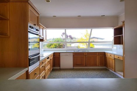 Photo of property in 88 Brian Crescent, Stanmore Bay, Whangaparaoa, 0932