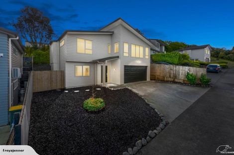 Photo of property in 18 Brownlee Place, Pukekohe, 2120