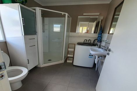 Photo of property in 13 Andre Rise, Stanmore Bay, Whangaparaoa, 0932
