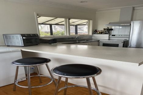 Photo of property in 1/2a Ascot Avenue, Narrow Neck, Auckland, 0624