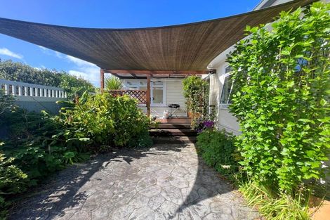 Photo of property in 4 Martin Street, Fairfield, Hamilton, 3214