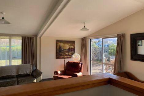 Photo of property in 2 Kirtle Place, Cromwell, 9310