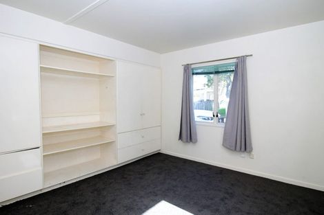 Photo of property in 80m Tirimoana Road, Te Atatu South, Auckland, 0602