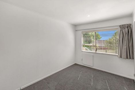 Photo of property in 354 Royal Road, Massey, Auckland, 0614