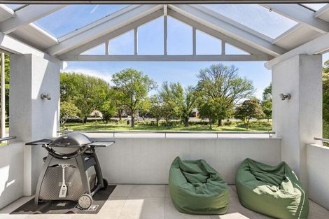 Photo of property in 61a Cashmere Road, Cashmere, Christchurch, 8022