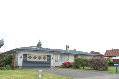 Photo of property in 33 Upham Crescent, Taradale, Napier, 4112