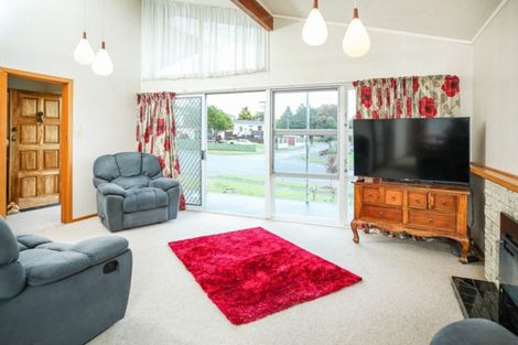 Photo of property in 30 Garden Heights Avenue, Glenview, Hamilton, 3206