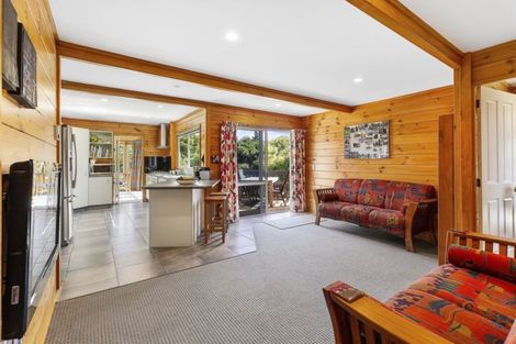 Photo of property in 9 Samwell Drive, Whitby, Porirua, 5024