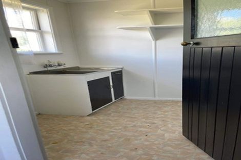 Photo of property in 563 Queen Street East, Levin, 5510