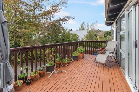 Photo of property in 15 Frankley Road, Westown, New Plymouth, 4310