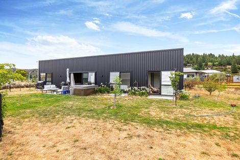 Photo of property in Luggate Park, 10 Cooper Crescent, Luggate, Wanaka, 9383