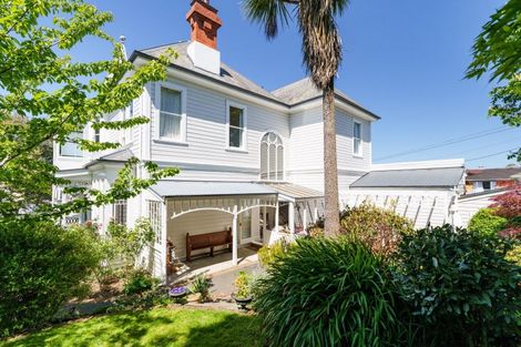 Photo of property in 2 Fifield Street, Roslyn, Dunedin, 9010