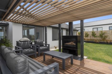 Photo of property in 71 Lynley Park Drive, Omokoroa, 3114