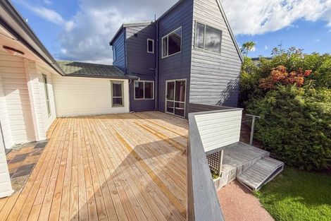 Photo of property in 8 Ngahere Views, Orewa, 0931