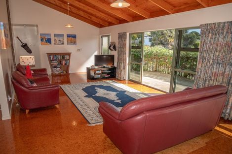 Photo of property in 14 Peninsula Parade, Hihi, Mangonui, 0494