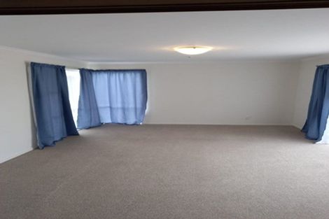 Photo of property in 43 Woolley Street, Avondale, Christchurch, 8061