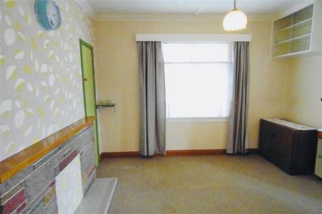 Photo of property in 13 Ngaio Street, Strandon, New Plymouth, 4312