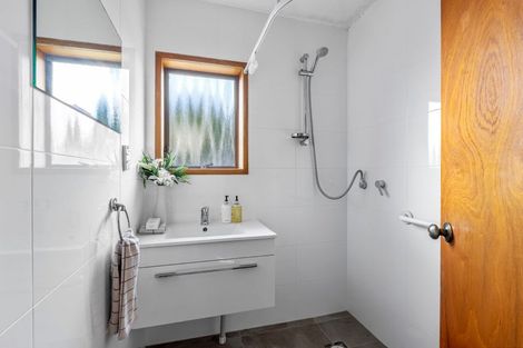 Photo of property in 73b Centreway Road, Orewa, 0931