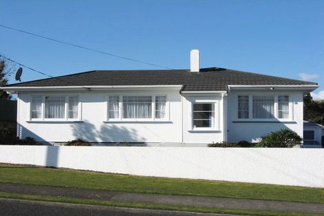 Photo of property in 33 Lismore Street, Strandon, New Plymouth, 4312