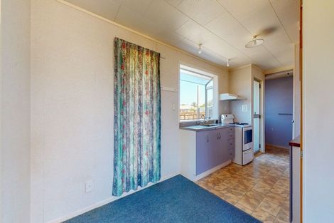 Photo of property in 6 Miller Place, Ngatea, 3503