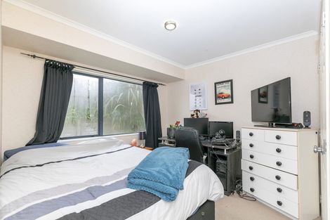 Photo of property in 14 Pointon Glade, Grandview Heights, Hamilton, 3200